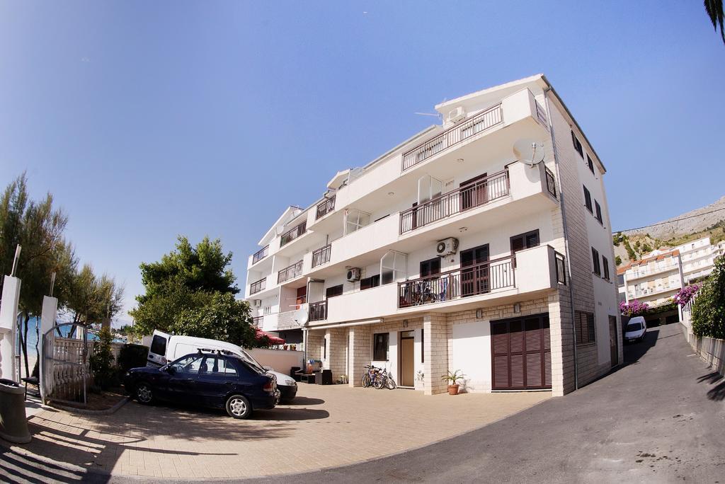Apartments Marija Petricevic Подстрана Екстериор снимка