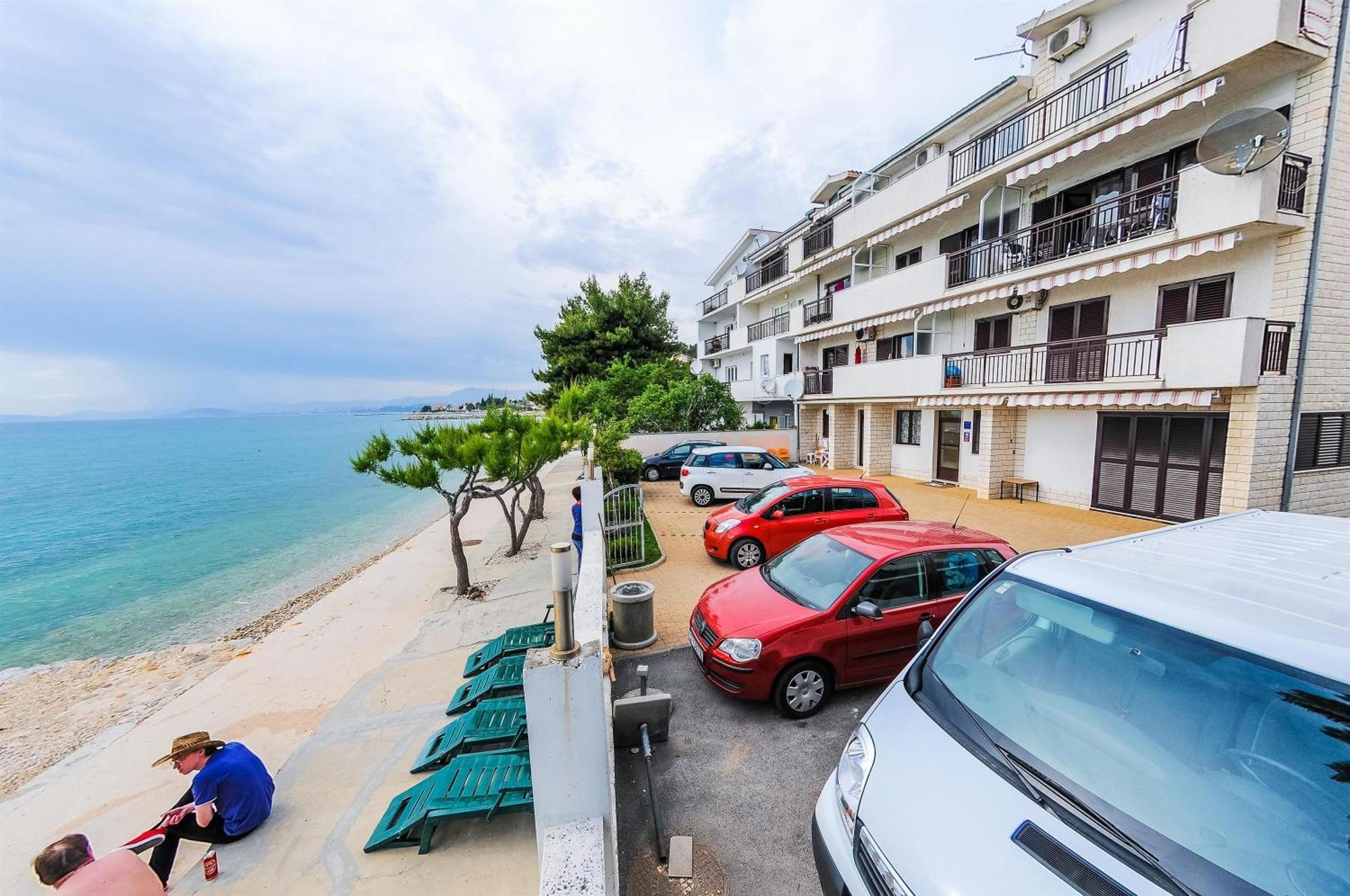 Apartments Marija Petricevic Подстрана Стая снимка